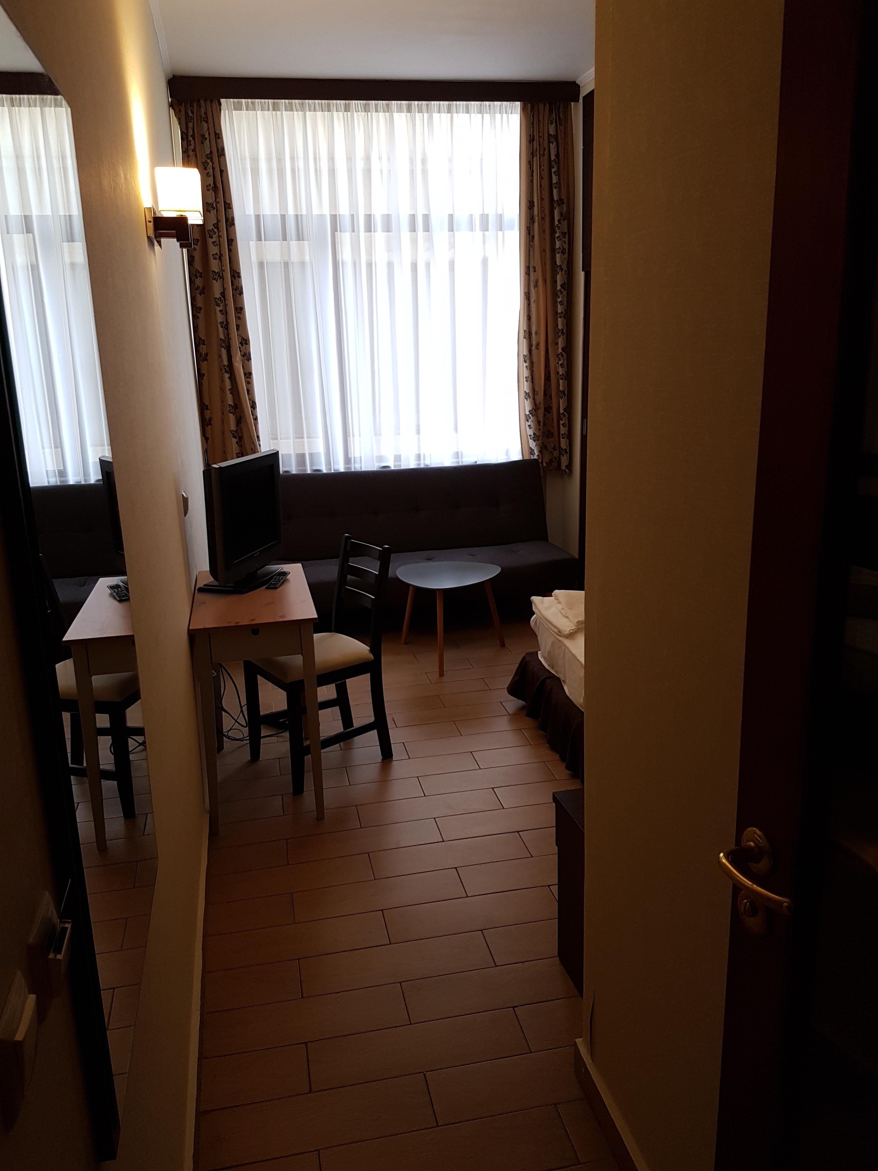 Art Hotel Varna Exteriör bild