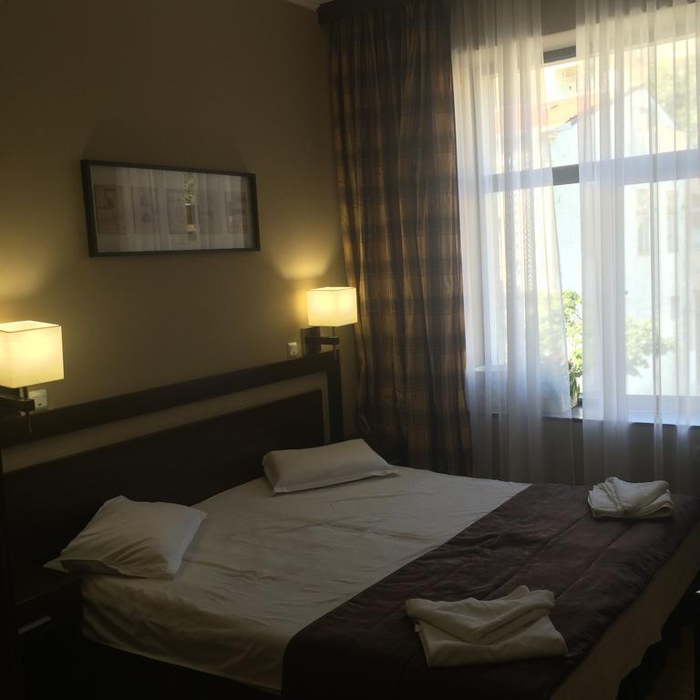 Art Hotel Varna Exteriör bild