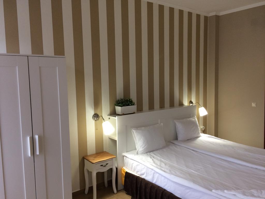 Art Hotel Varna Exteriör bild