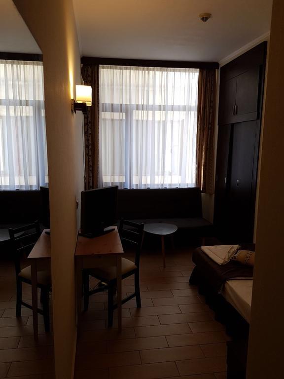 Art Hotel Varna Exteriör bild